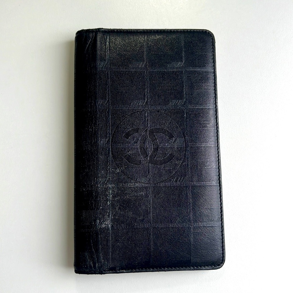 GUC Chanel Travel Line Fade Collection Passport Holder/ Wallet
